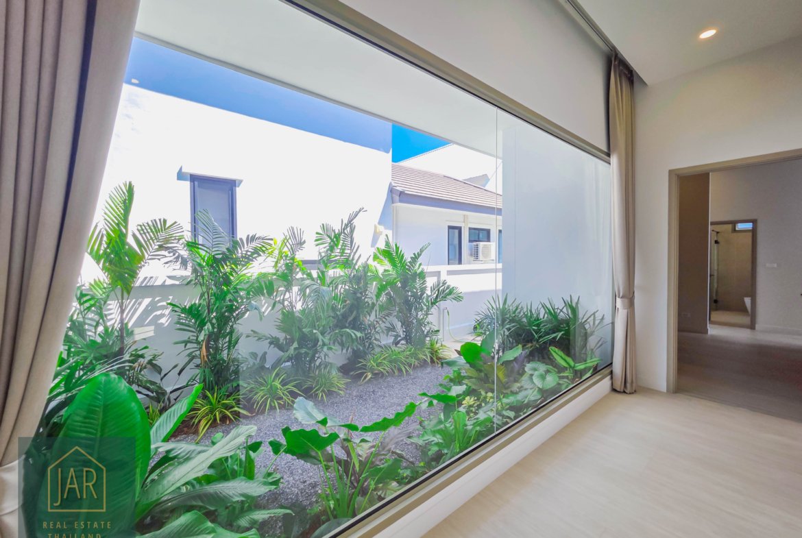 Modern Luxury Villa with Private Pool – Heart of Hua Hin