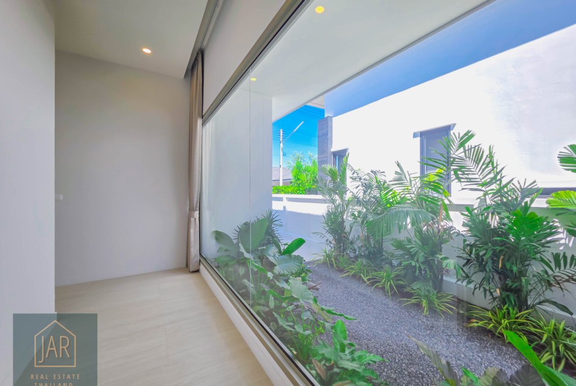 Modern Luxury Villa with Private Pool – Heart of Hua Hin
