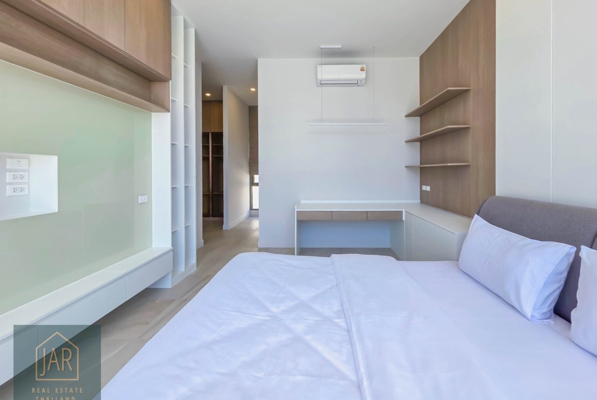 Modern Luxury Villa with Private Pool – Heart of Hua Hin