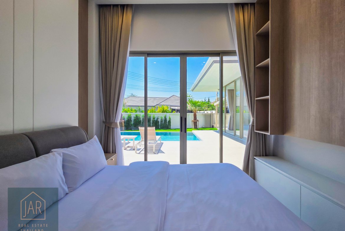 Modern Luxury Villa with Private Pool – Heart of Hua Hin