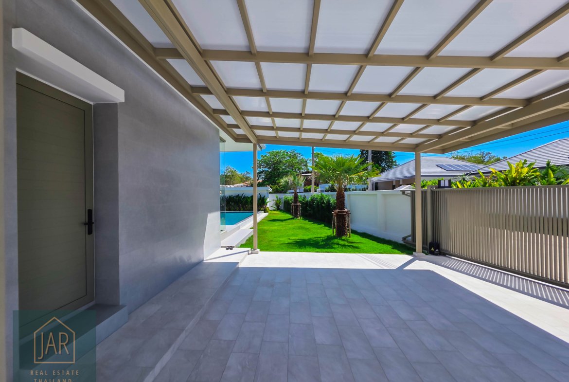 Modern Luxury Villa with Private Pool – Heart of Hua Hin