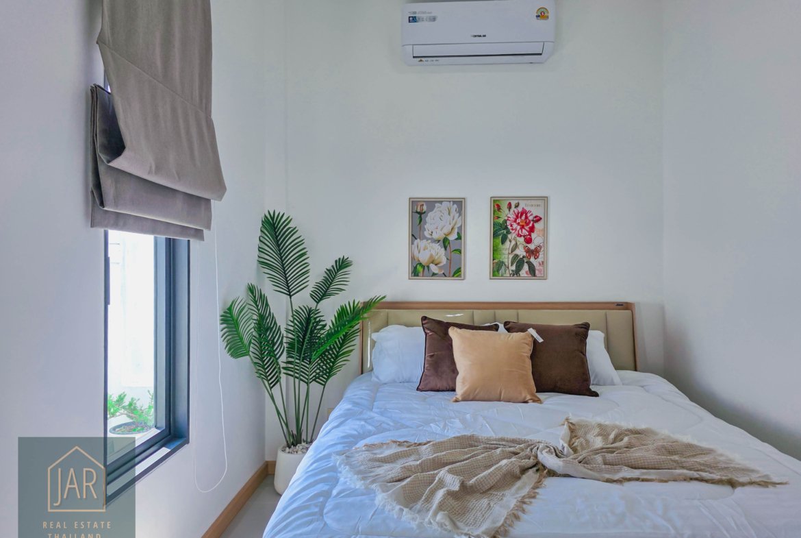 Move-In Ready Luxury: Hua Hin Pool Villa Soi 102