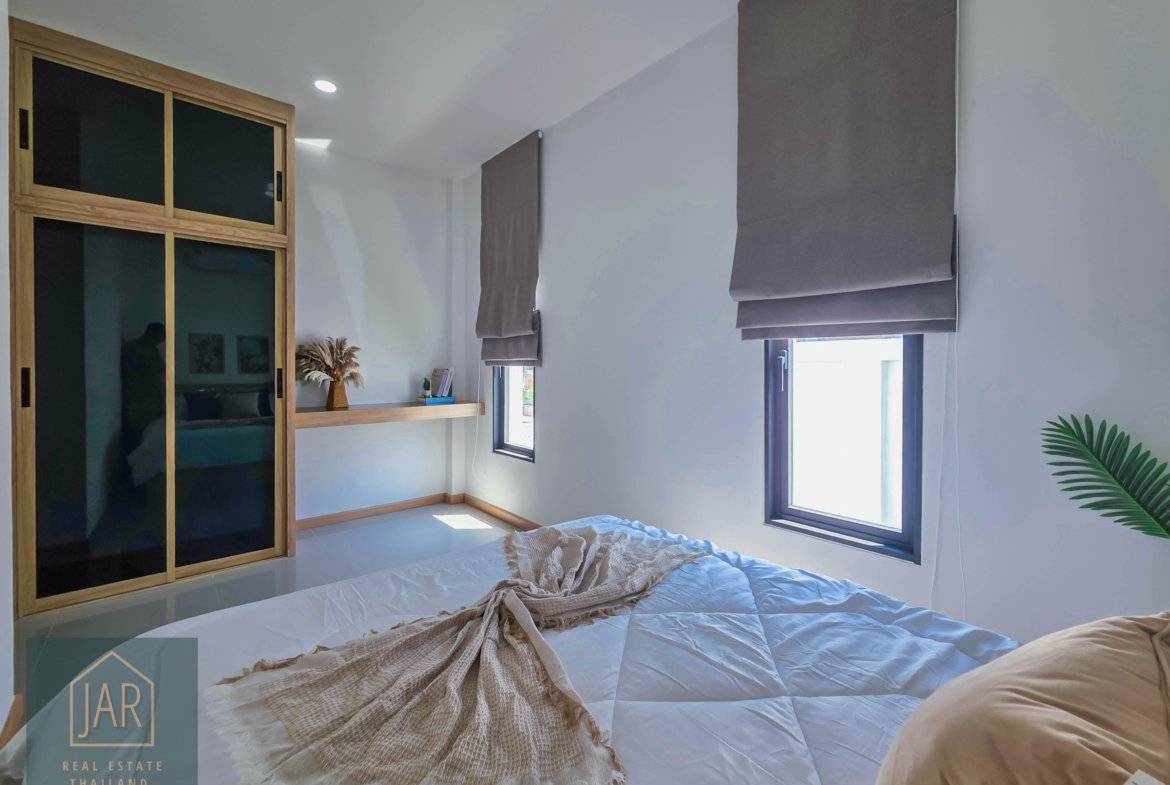 Move-In Ready Luxury: Hua Hin Pool Villa Soi 102