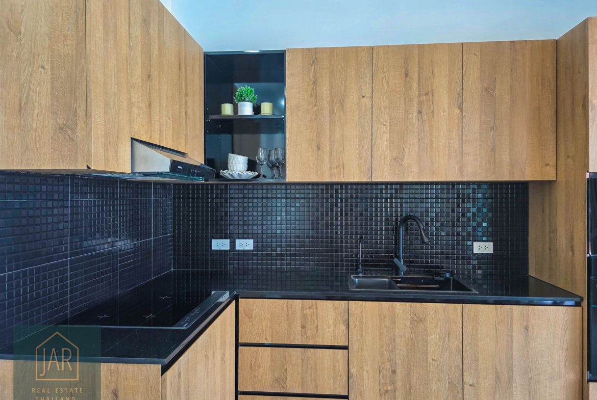 Move-In Ready Luxury: Hua Hin Pool Villa Soi 102