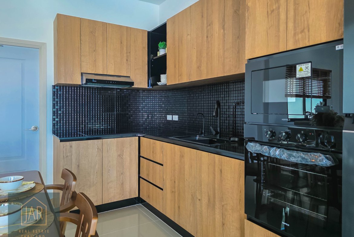 Move-In Ready Luxury: Hua Hin Pool Villa Soi 102