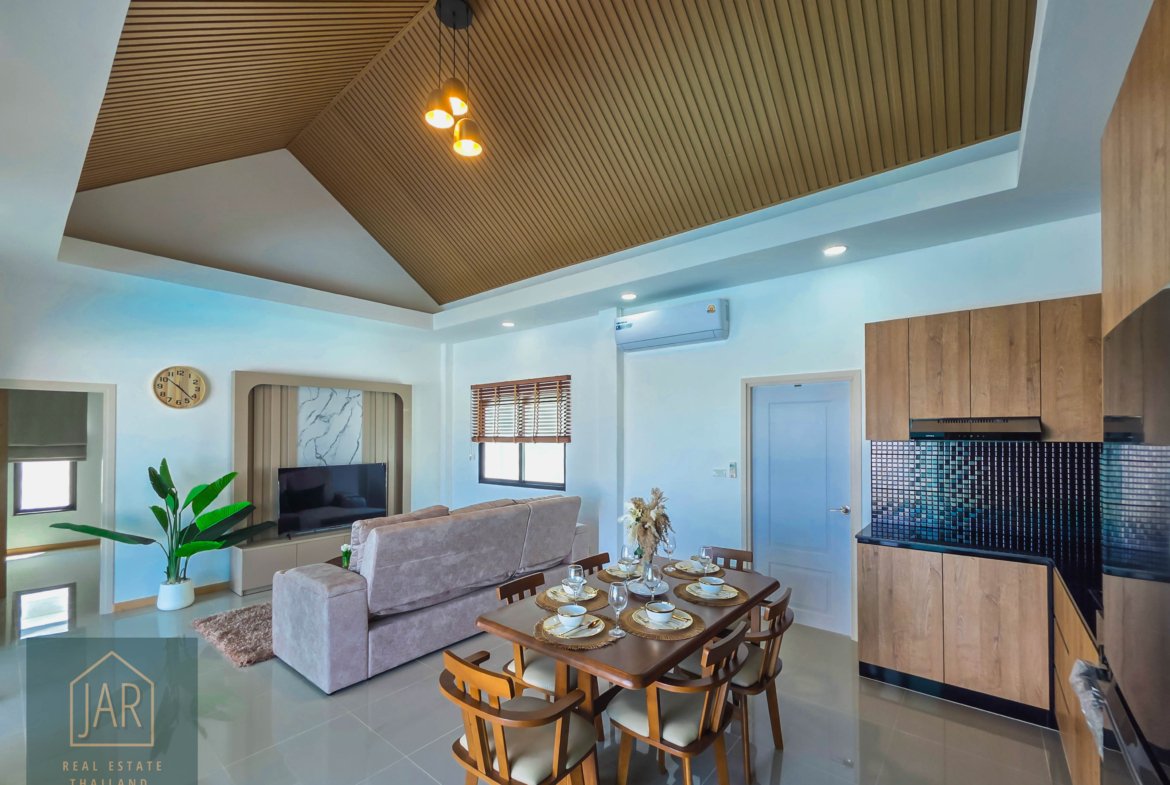Move-In Ready Luxury: Hua Hin Pool Villa Soi 102