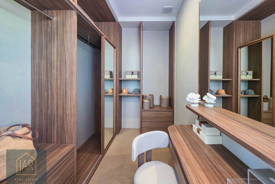 HUA-HIN THE ULTIMATE MODERN TROPICAL RETREATAN EXCLUSIVE OF 8 PRIVATE POOL VILLAS I 3BR I 4BA