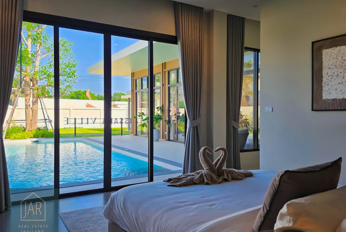 HUA-HIN THE ULTIMATE MODERN TROPICAL RETREATAN EXCLUSIVE OF 8 PRIVATE POOL VILLAS I 3BR I 4BA