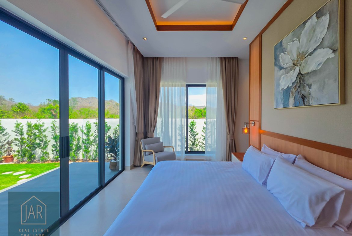 Hua Hin Modern Balinese Luxury | 300m. to Black Mountain Golf Course