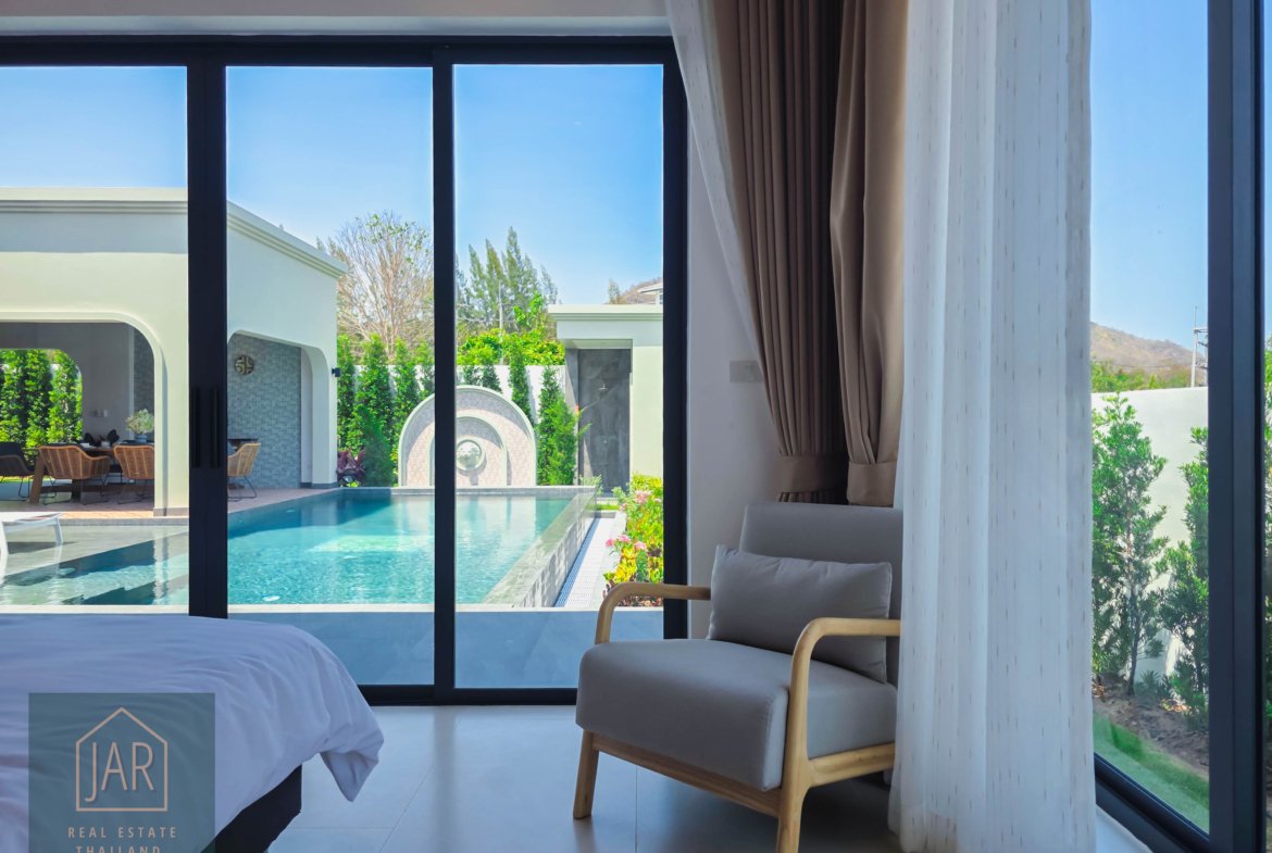 Hua Hin Modern Balinese Luxury | 300m. to Black Mountain Golf Course