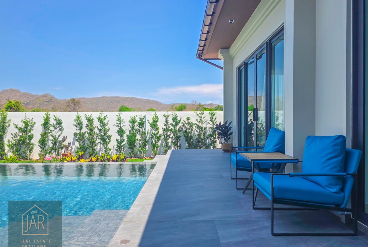 Hua Hin Modern Balinese Luxury | 300m. to Black Mountain Golf Course
