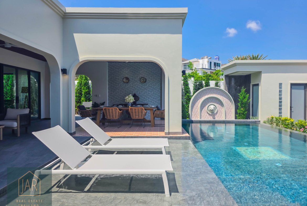 Hua Hin Modern Balinese Luxury | 300m. to Black Mountain Golf Course