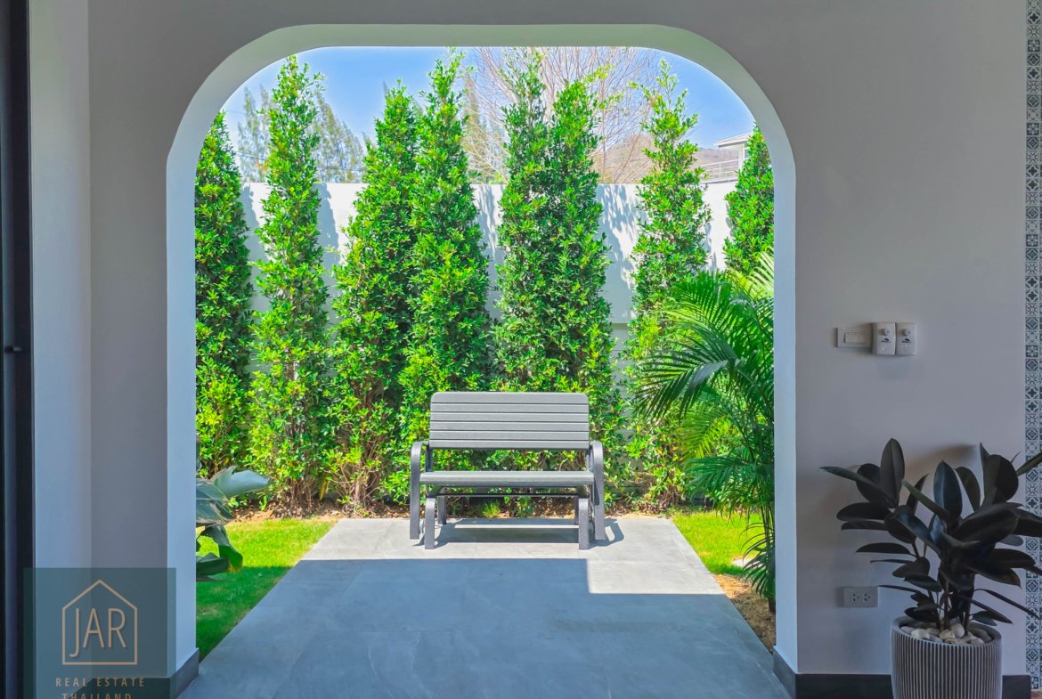 Hua Hin Modern Balinese Luxury | 300m. to Black Mountain Golf Course