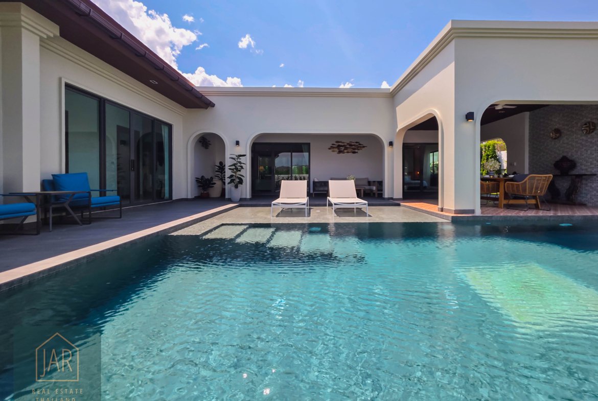 Hua Hin Modern Balinese Luxury | 300m. to Black Mountain Golf Course