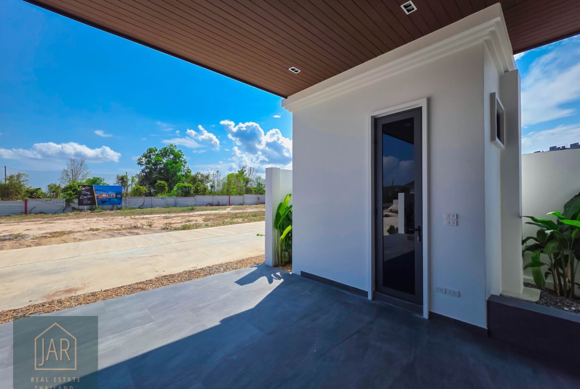 Hua Hin Modern Balinese Luxury | 300m. to Black Mountain Golf Course