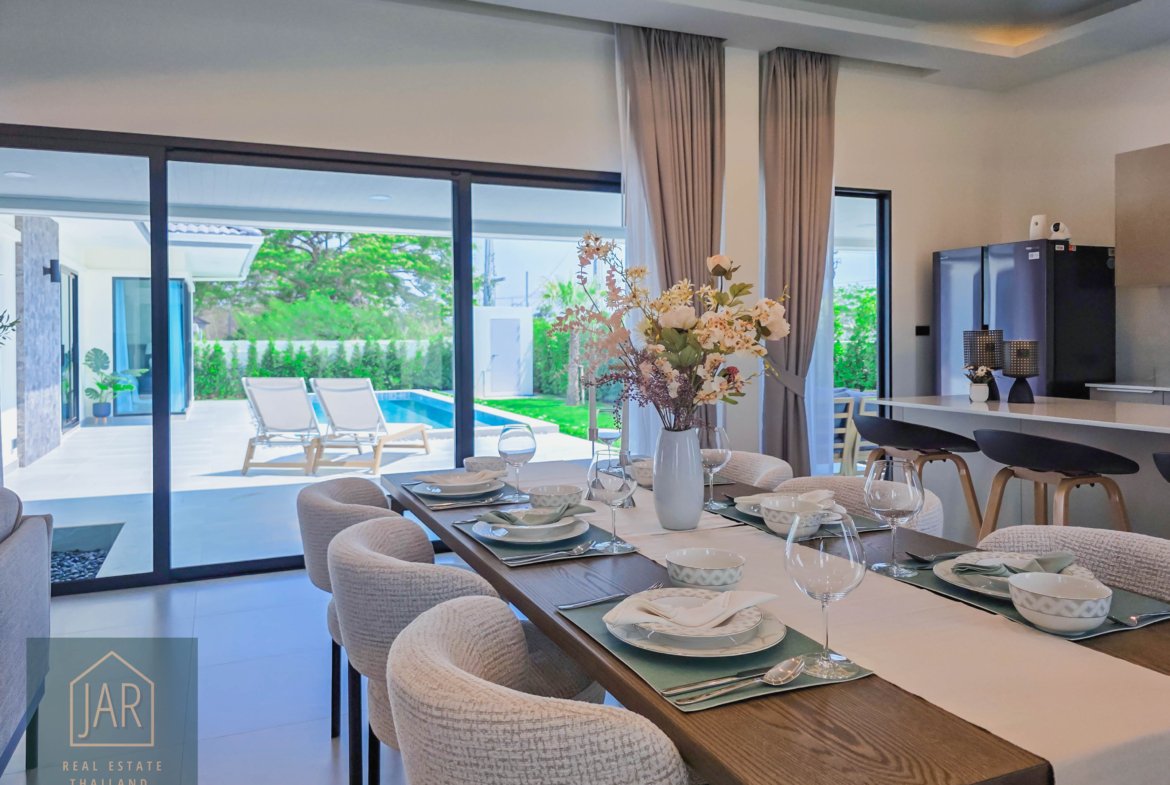 Exquisite Pool Villa in Prime Location at Hua Hin Soi 112 : 3BR I 3BA