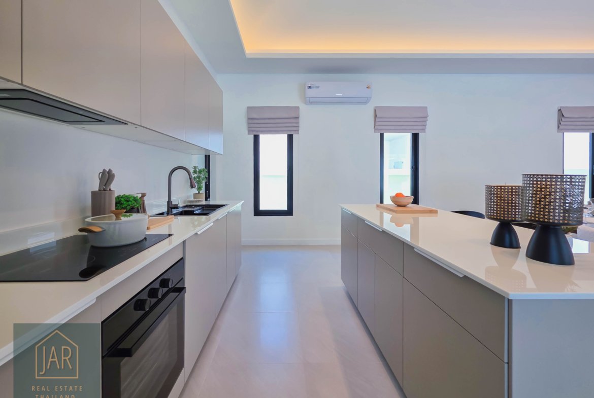 Exquisite Pool Villa in Prime Location at Hua Hin Soi 112 : 3BR I 3BA