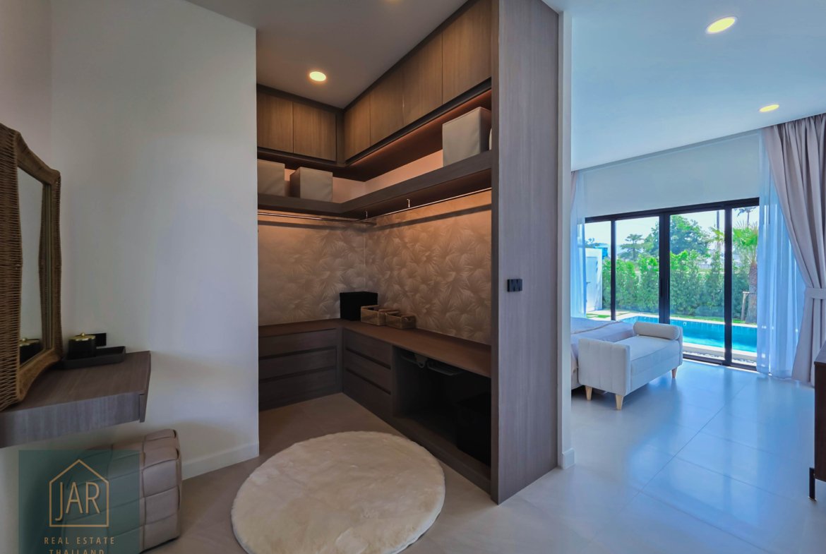 Exquisite Pool Villa in Prime Location at Hua Hin Soi 112 : 3BR I 3BA