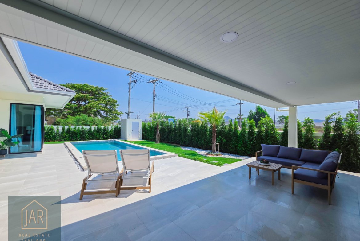 Exquisite Pool Villa in Prime Location at Hua Hin Soi 112 : 3BR I 3BA