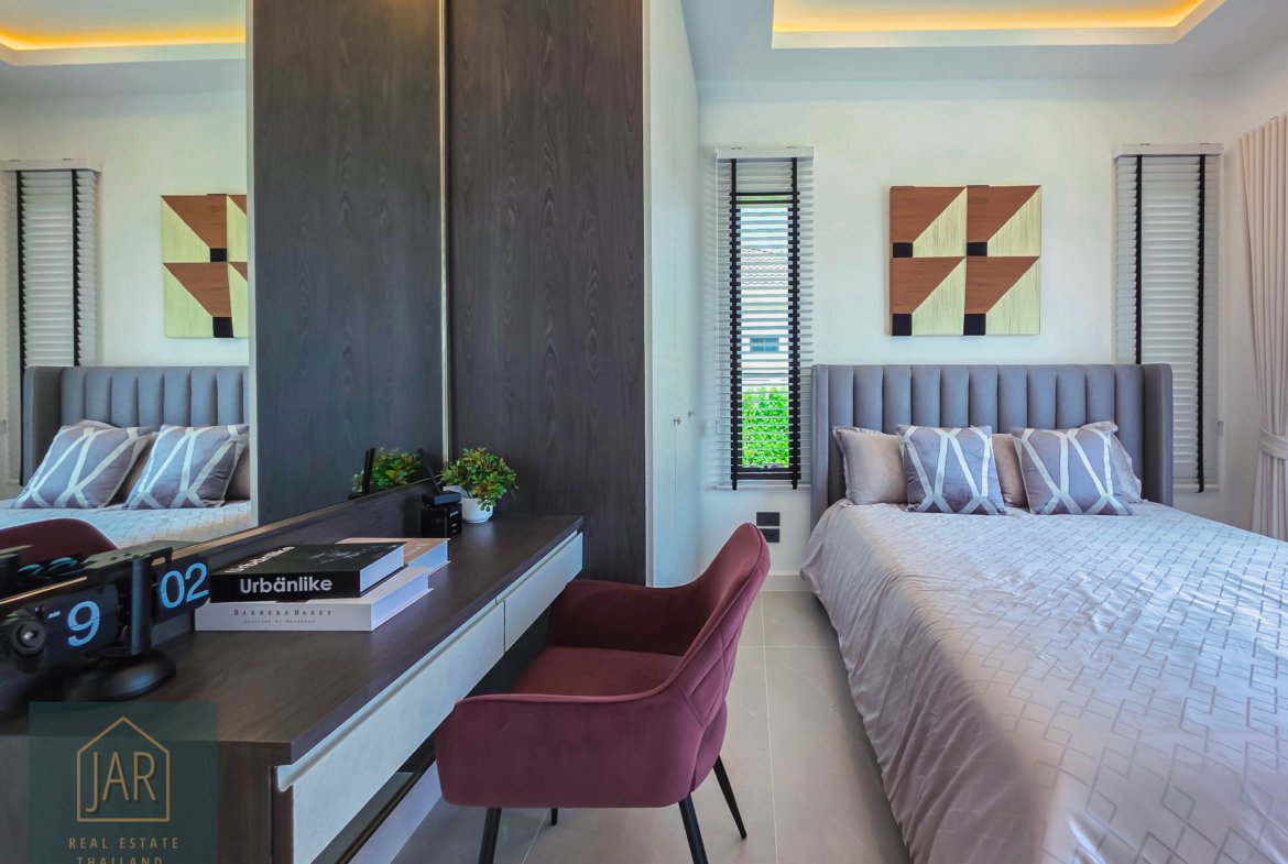 Experience Luxury Modern Pool Villa @ Hua Hin – Thap Tai 3 BR| 3 BA