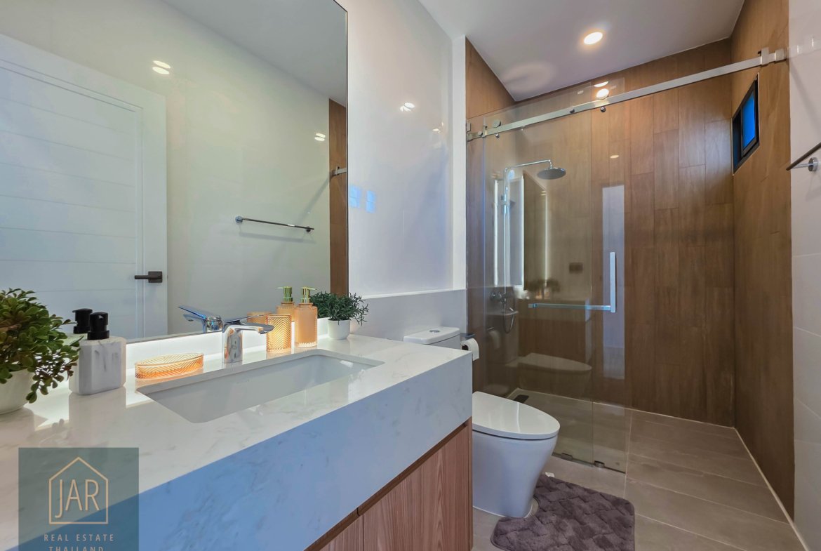 Experience Luxury Modern Pool Villa @ Hua Hin – Thap Tai 3 BR| 3 BA
