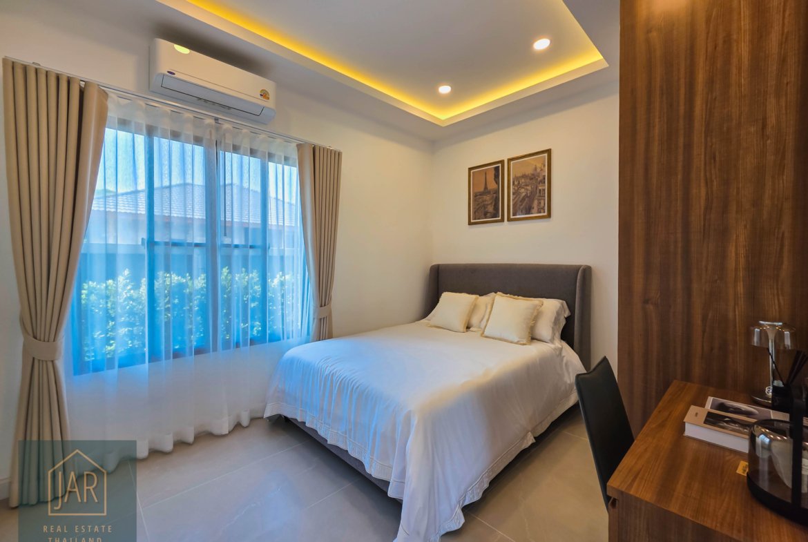 Experience Luxury Modern Pool Villa @ Hua Hin – Thap Tai 3 BR| 3 BA