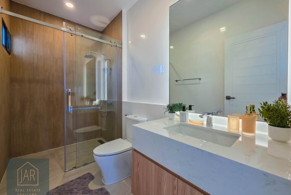 Experience Luxury Modern Pool Villa @ Hua Hin – Thap Tai 3 BR| 3 BA