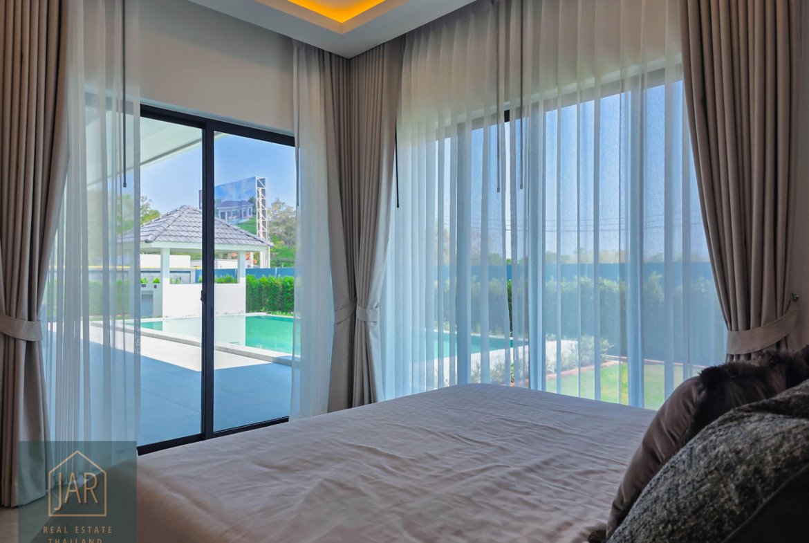 Experience Luxury Modern Pool Villa @ Hua Hin – Thap Tai 3 BR| 3 BA