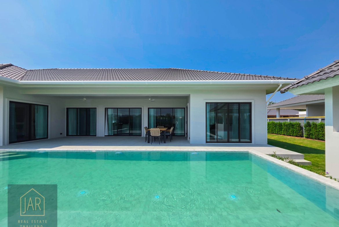 Experience Luxury Modern Pool Villa @ Hua Hin – Thap Tai 3 BR| 3 BA