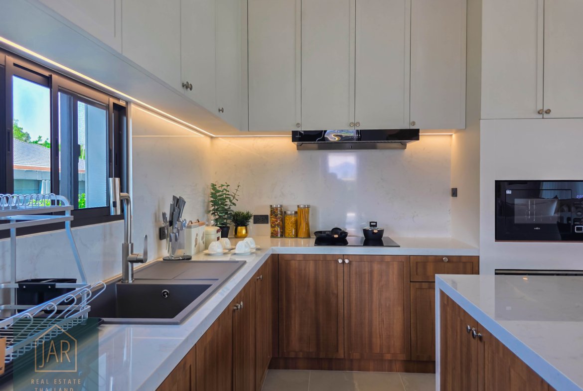 Experience Luxury Modern Pool Villa @ Hua Hin – Thap Tai 3 BR| 3 BA