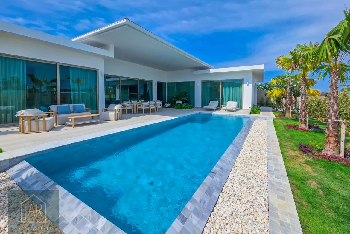The Pinnacle of Modern Tropical Living in Pranburi