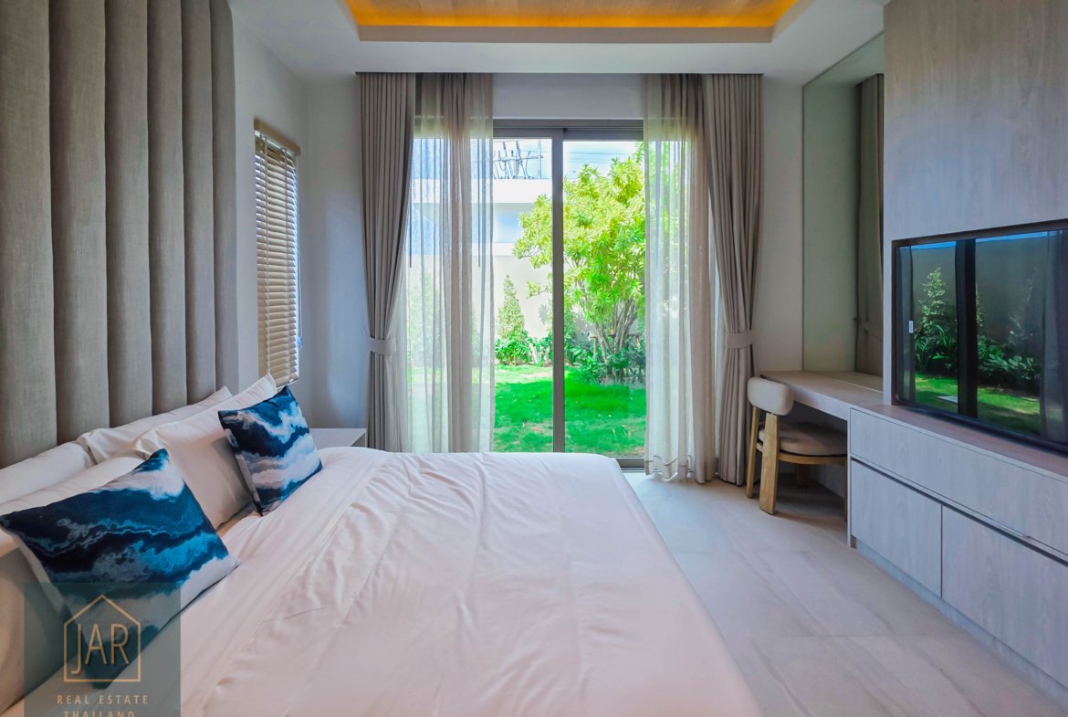 The Pinnacle of Modern Tropical Living in Pranburi