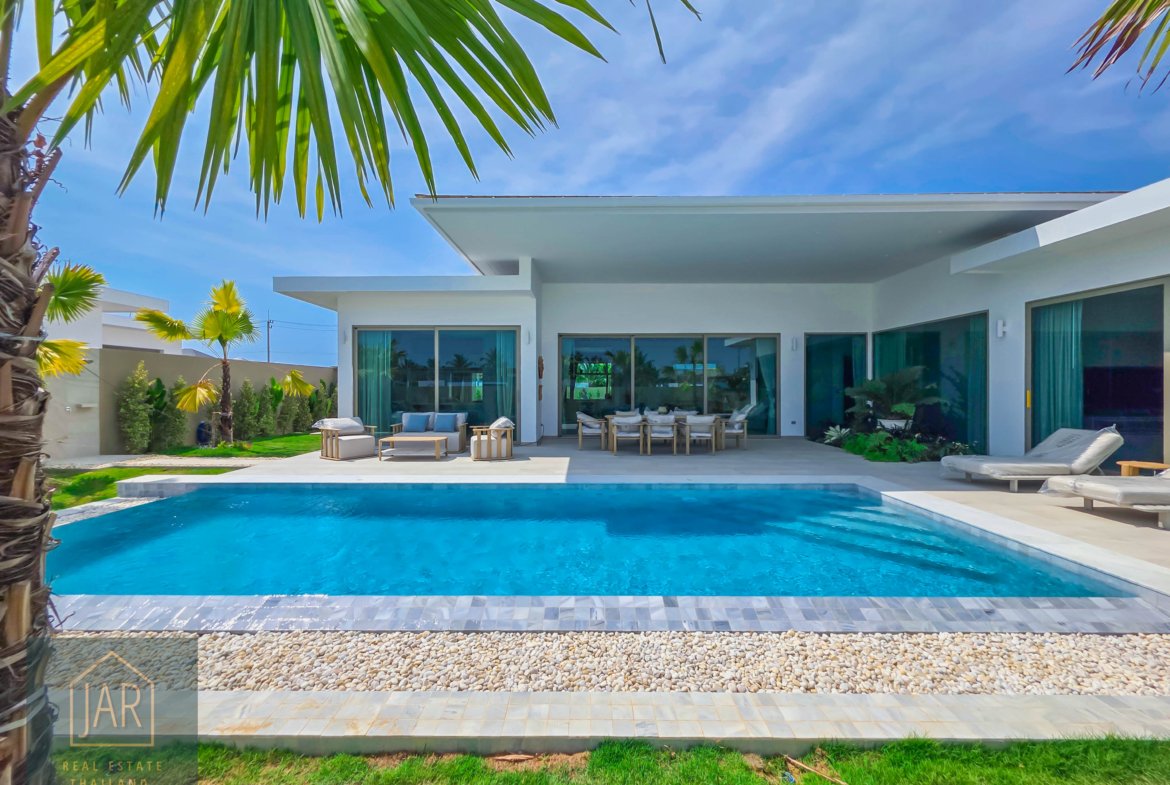 The Pinnacle of Modern Tropical Living in Pranburi