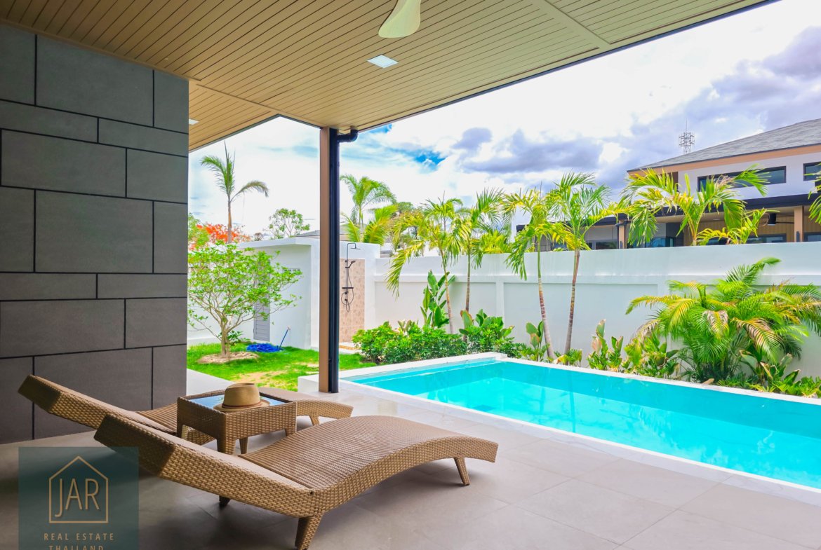 EXCLUSIVE LIVING near Hua-Hin Black Mountain Golf Course: Your Villa, Your Design 3 BR | 4 BA
