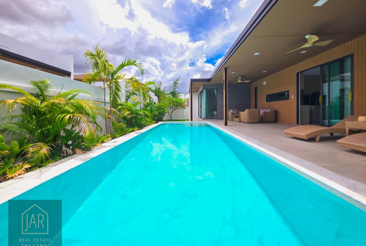 EXCLUSIVE LIVING near Hua-Hin Black Mountain Golf Course: Your Villa, Your Design 3 BR | 4 BA