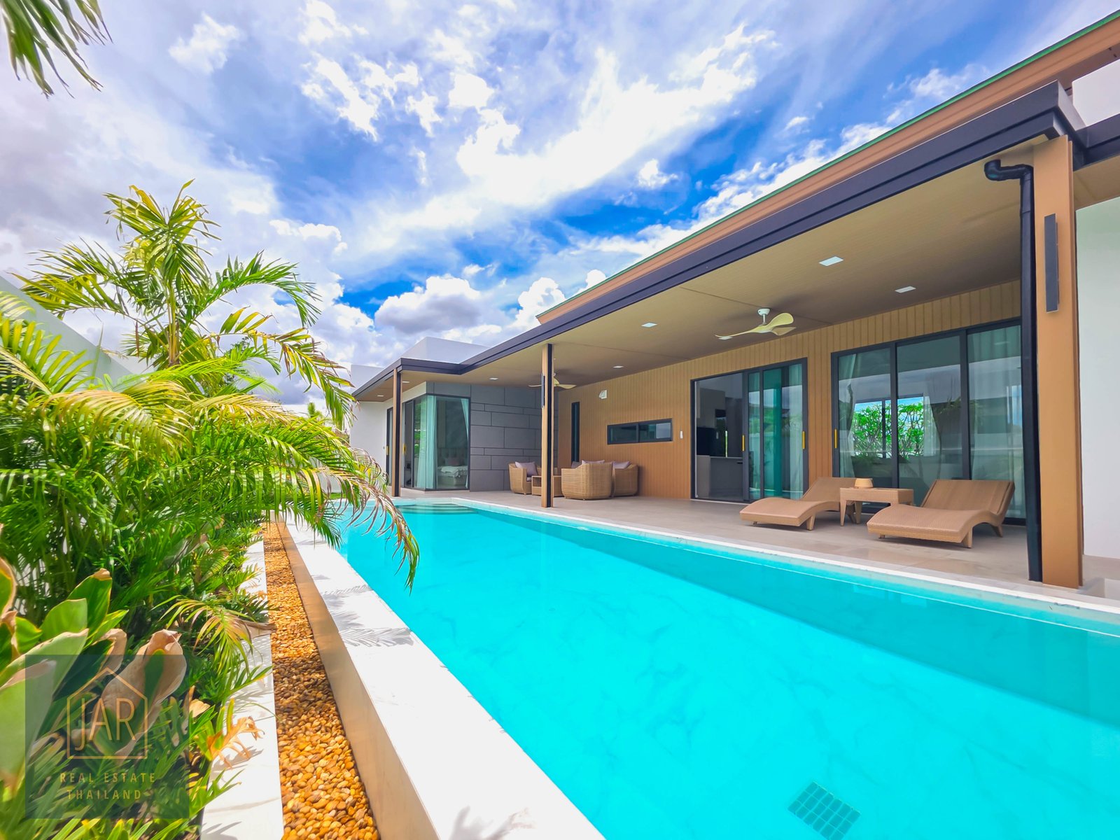 EXCLUSIVE LIVING near Hua-Hin Black Mountain Golf Course: Your Villa, Your Design 3 BR | 4 BA