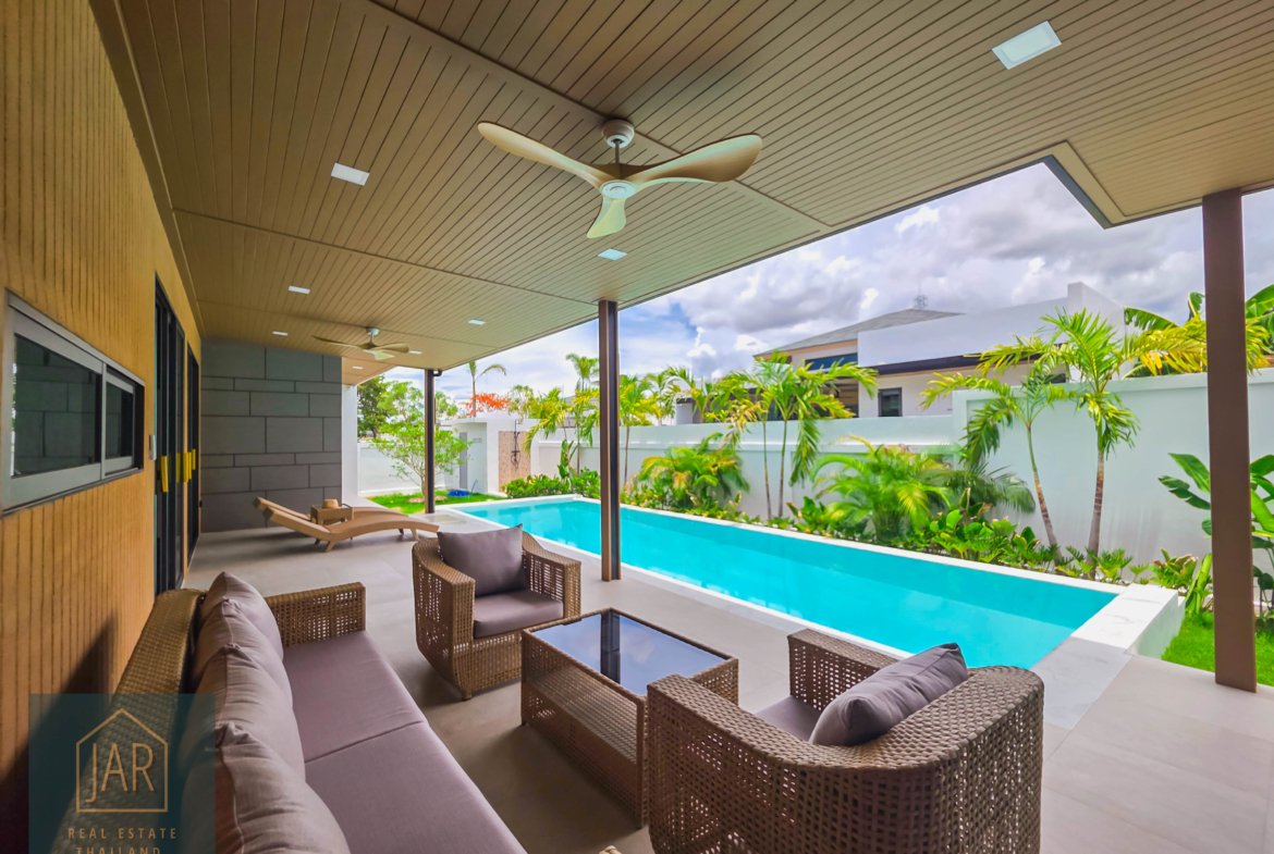 EXCLUSIVE LIVING near Hua-Hin Black Mountain Golf Course: Your Villa, Your Design 3 BR | 4 BA