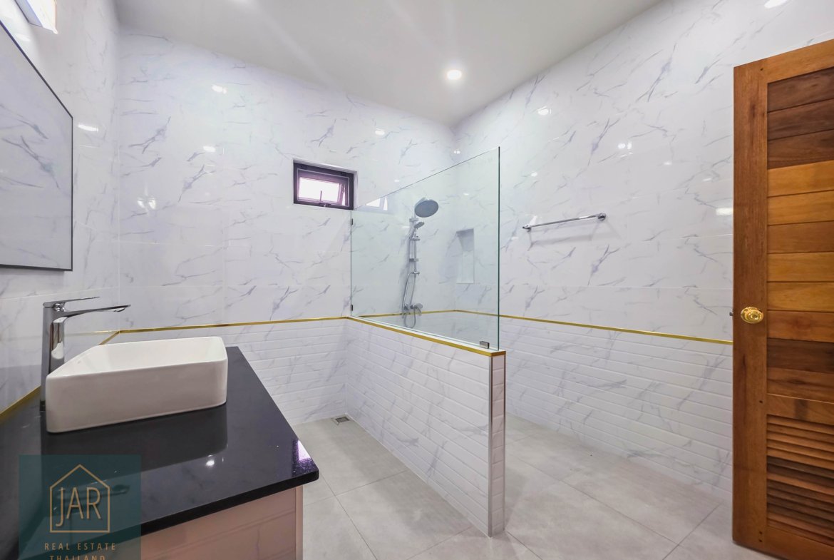 Discover Serenity: Hua Hin Soi 70 Private Pool Home 3 BR | 3BA Ready to Move in!