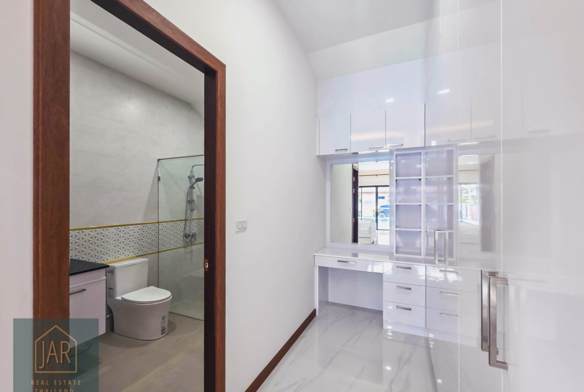 Discover Serenity: Hua Hin Soi 70 Private Pool Home 3 BR | 3BA Ready to Move in!