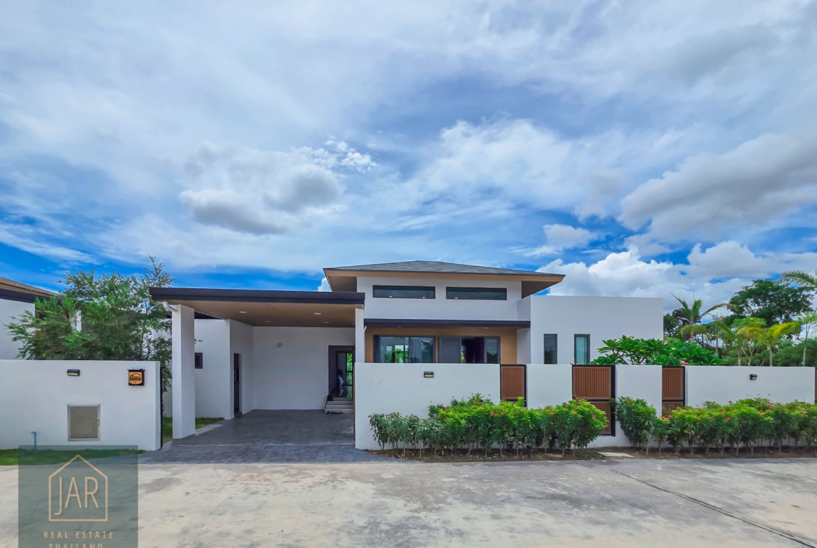 Hua Hin Modern Pool Villa near Black Mountain Golf Course – Your Own Paradisem