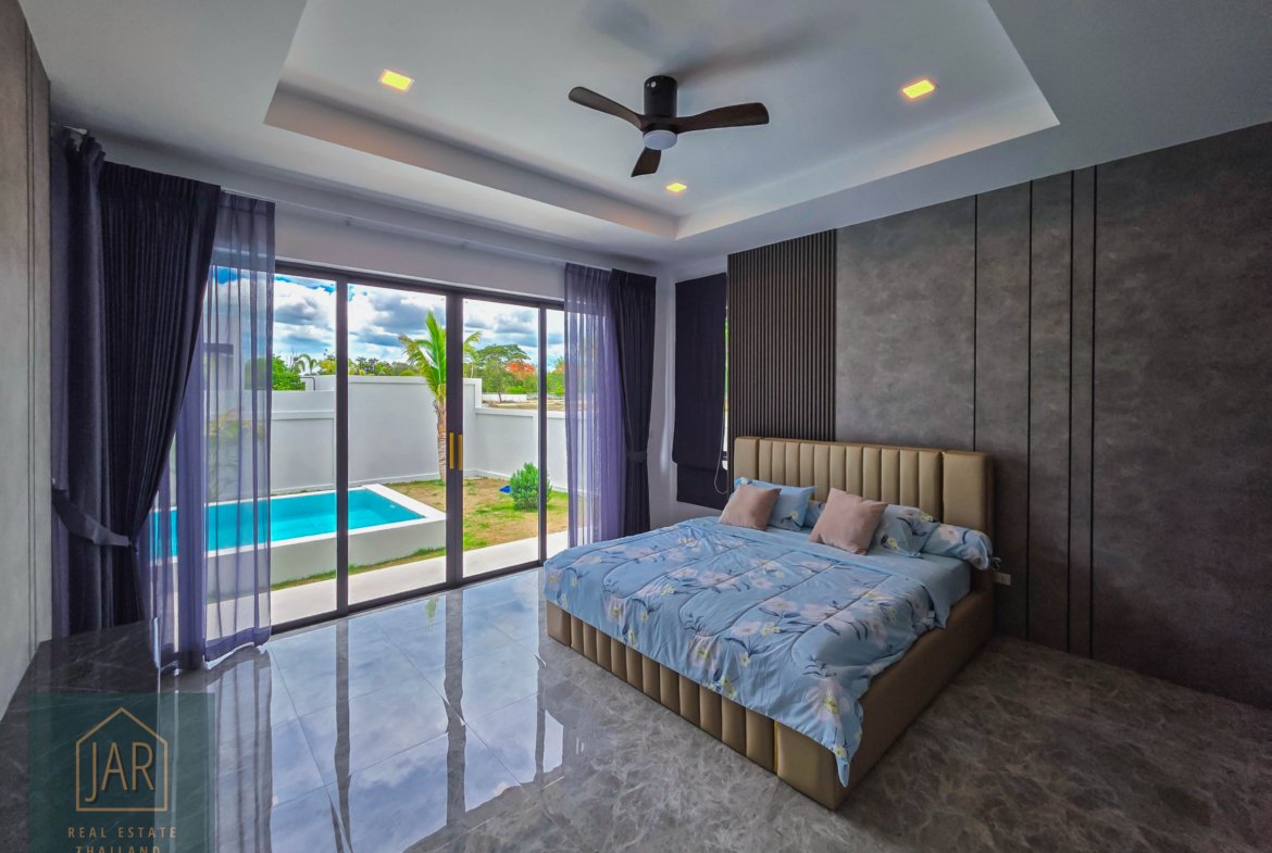 Hua Hin Modern Pool Villa near Black Mountain Golf Course – Your Own Paradisem
