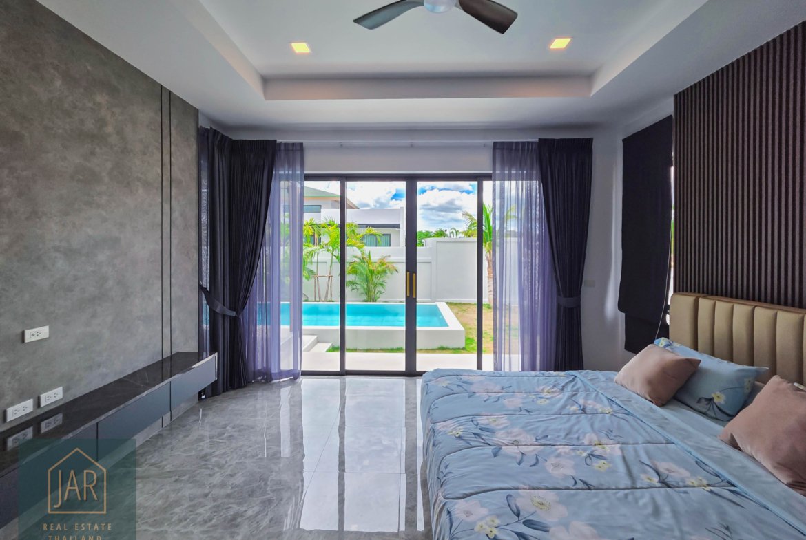Hua Hin Modern Pool Villa near Black Mountain Golf Course – Your Own Paradisem