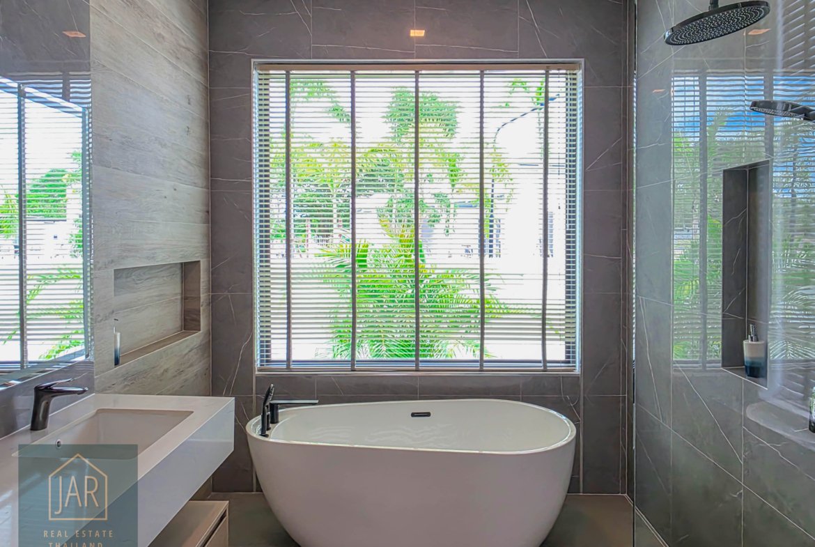 Hua Hin Modern Pool Villa near Black Mountain Golf Course – Your Own Paradisem