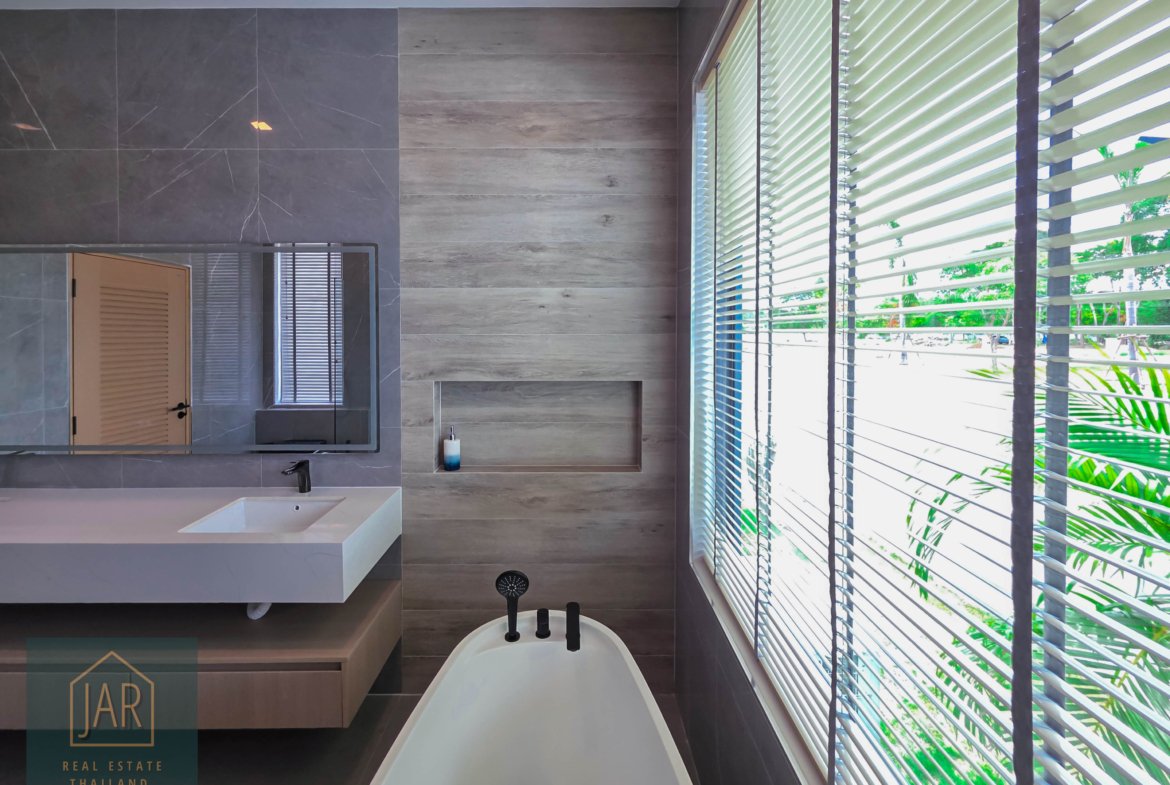 Hua Hin Modern Pool Villa near Black Mountain Golf Course – Your Own Paradisem