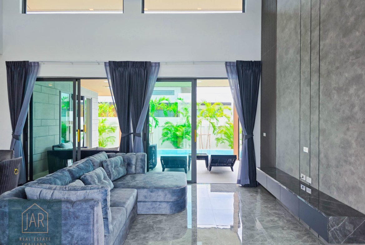 Hua Hin Modern Pool Villa near Black Mountain Golf Course – Your Own Paradisem