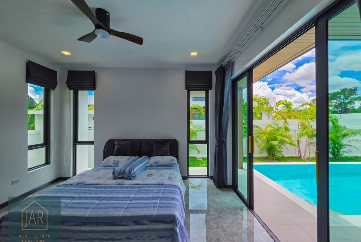 Hua Hin Modern Pool Villa near Black Mountain Golf Course – Your Own Paradisem