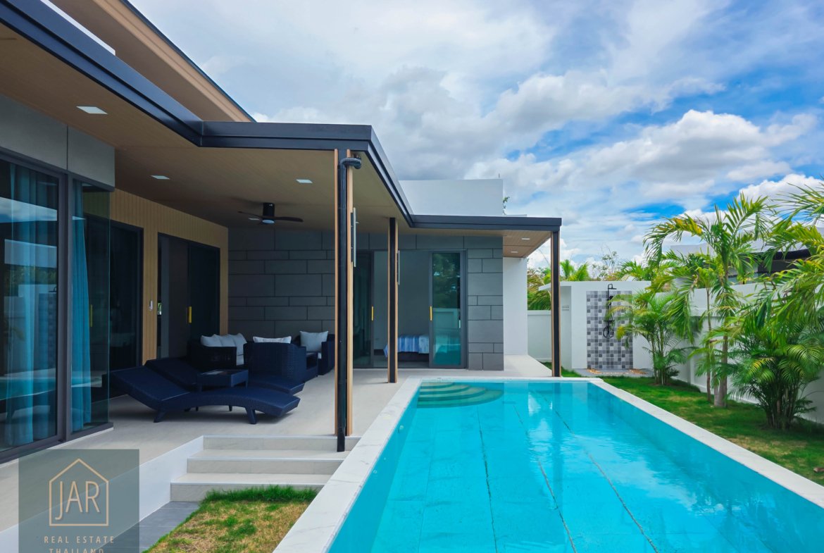 Hua Hin Modern Pool Villa near Black Mountain Golf Course – Your Own Paradisem