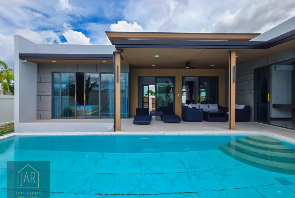 Hua Hin Modern Pool Villa near Black Mountain Golf Course – Your Own Paradisem