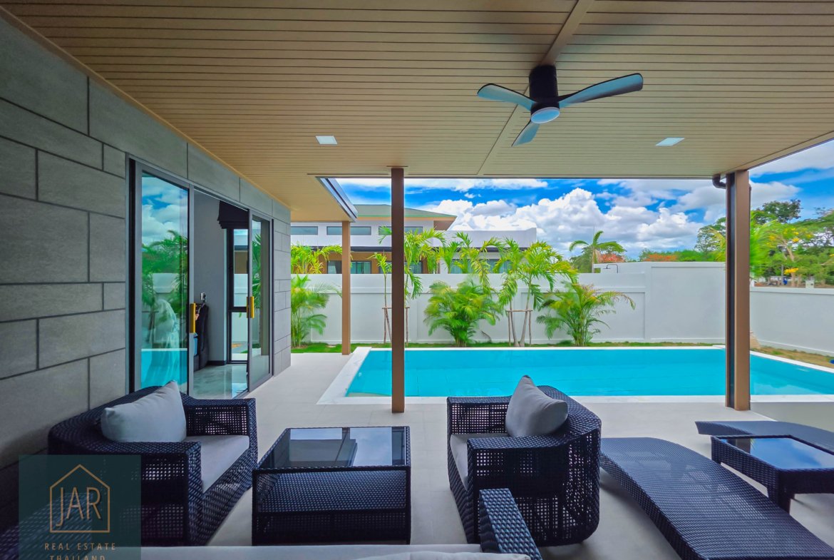 Hua Hin Modern Pool Villa near Black Mountain Golf Course – Your Own Paradisem