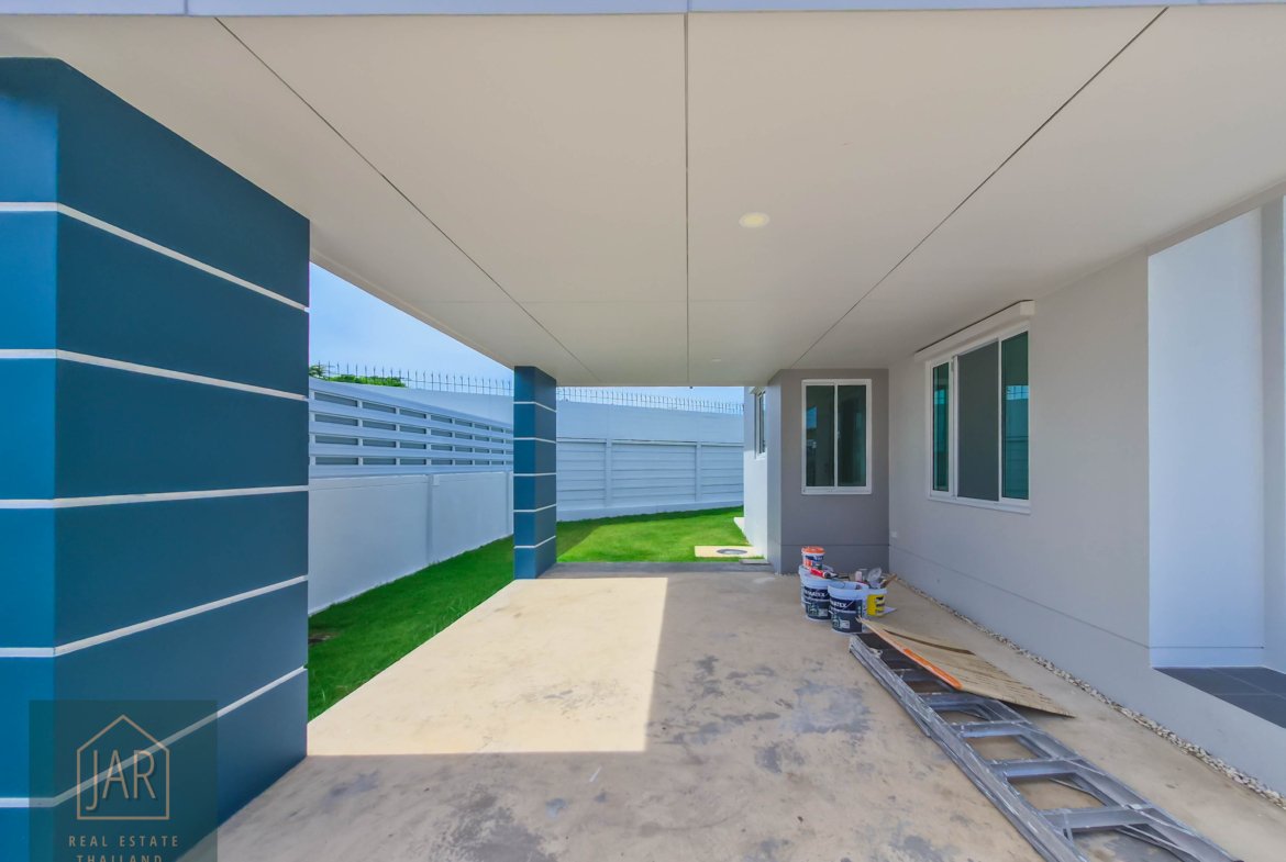 Modern 3 BR / 2 BA Pool Villa for Sale – Perfect for Living & Investment